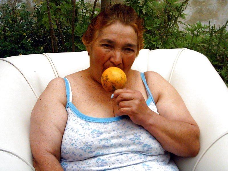 25P Colombian granny Bell (nineteenth set)