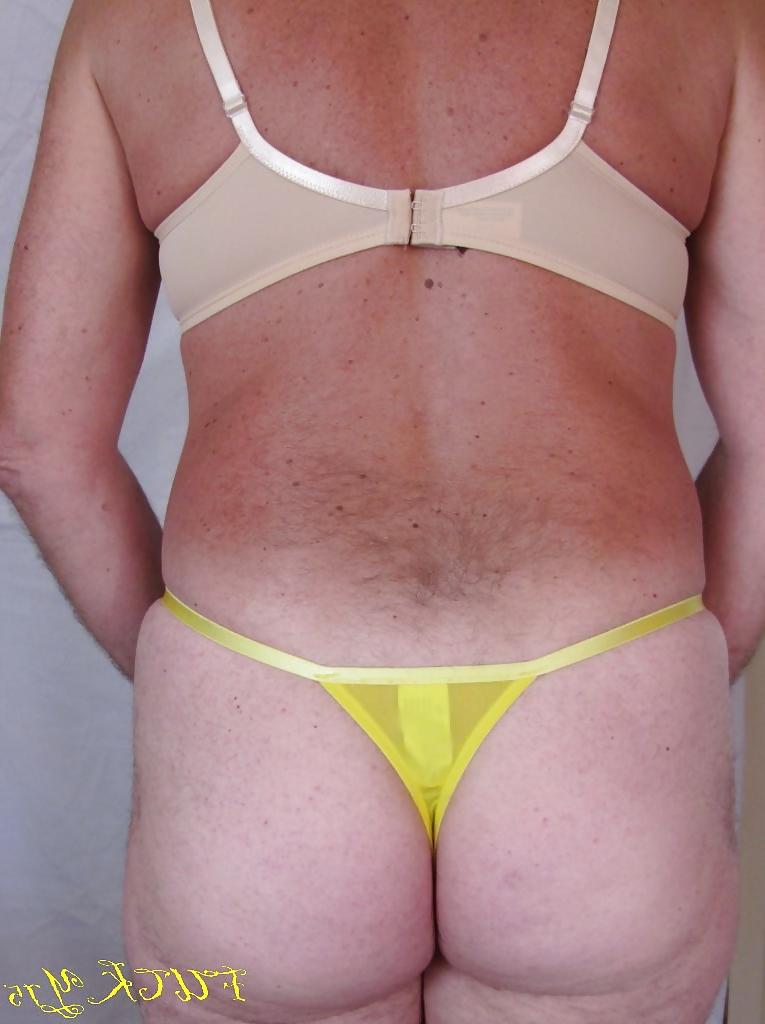25P Lingerie et condom