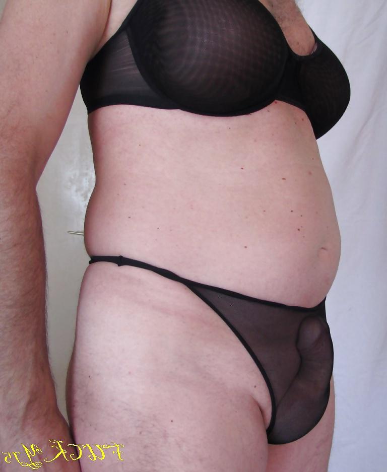 25P Lingerie et condom