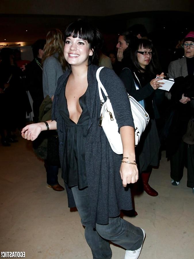 25P Lily allen Oops