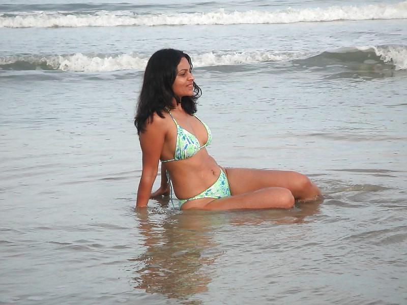 10P Desi Bikini Bash - 017