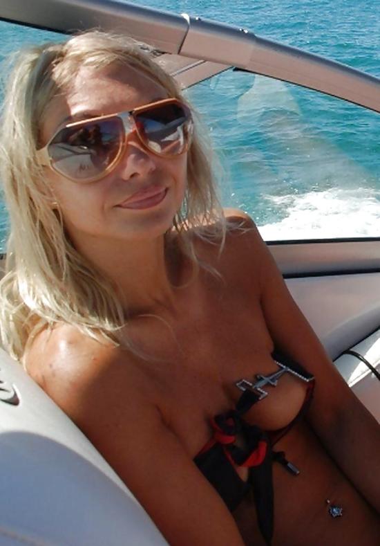 25P Gotta Love a Nipslip&Downblouse: Please Comment