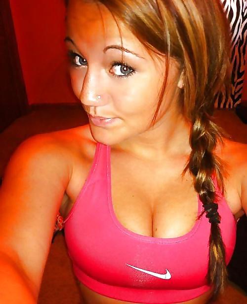 25P Gotta Love a Nipslip&Downblouse: Please Comment