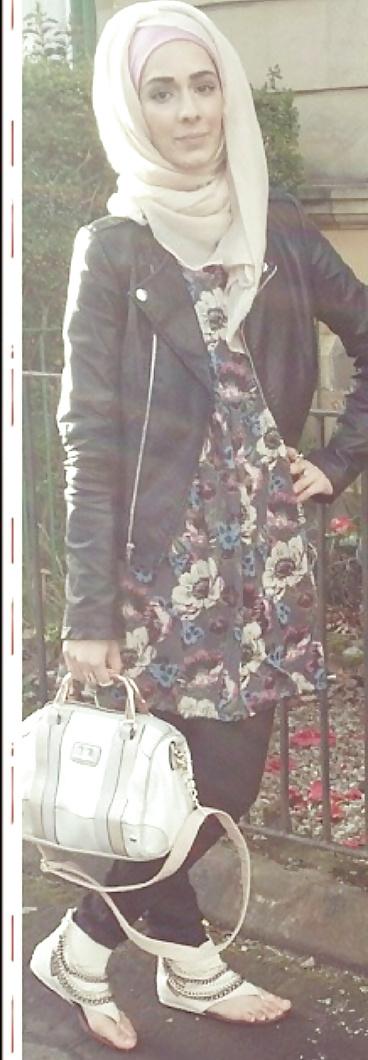 17P Hijab desi slut