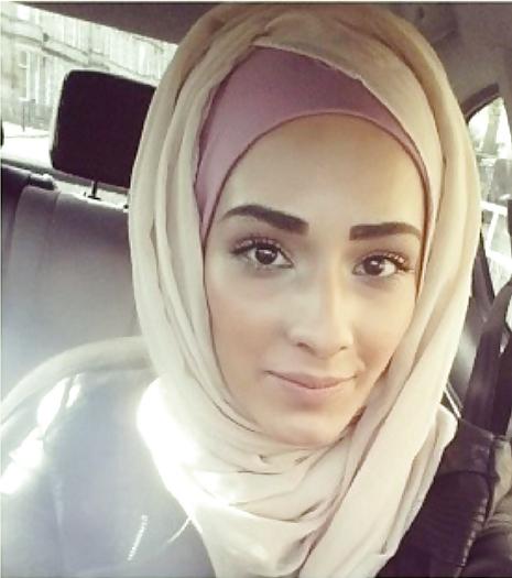 17P Hijab desi slut