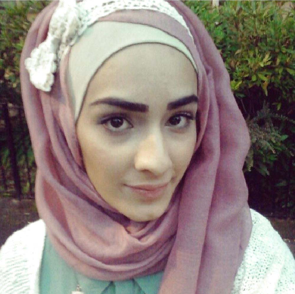 17P Hijab desi slut