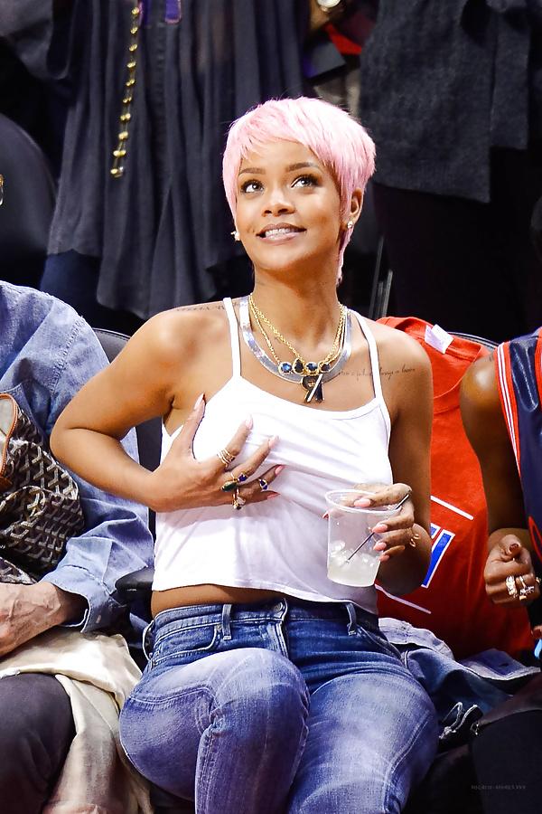8P Rihanna Braless See Through