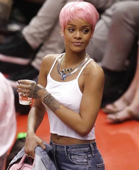 8P Rihanna Braless See Through