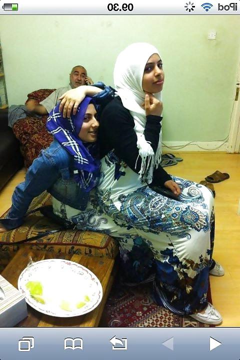 25P Hijabi Lesbians