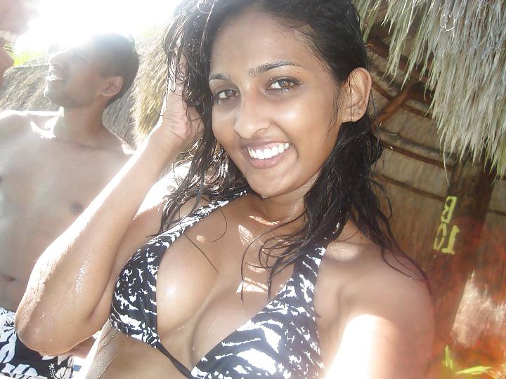 10P Desi Bikini Bash - 005