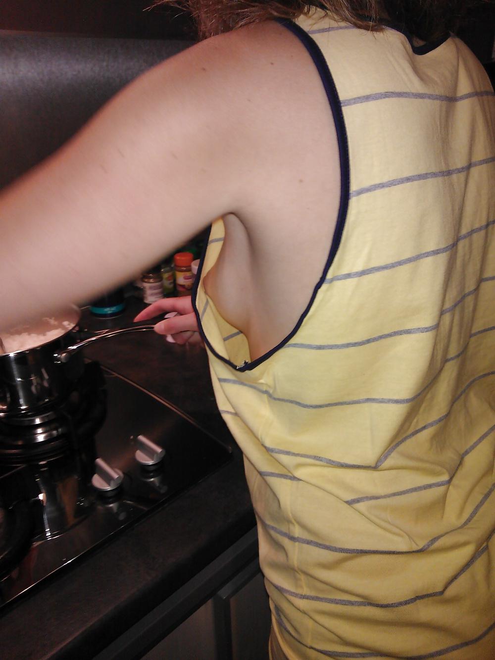 11P Downblouse
