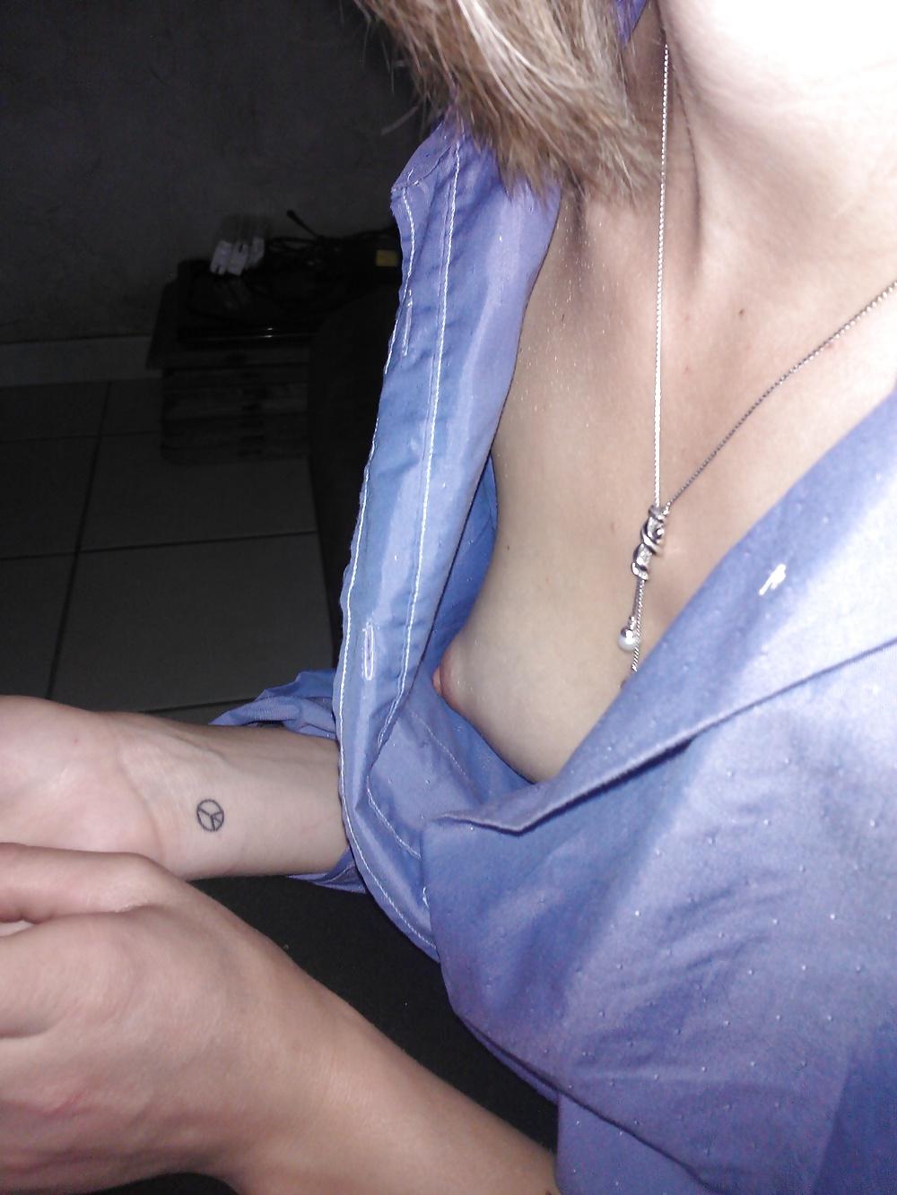 11P Downblouse