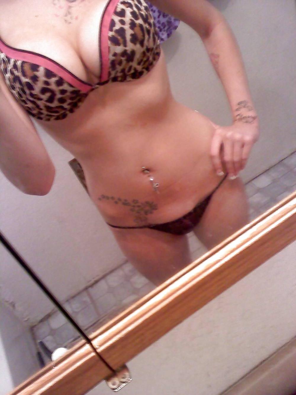 25P Random Self Shot