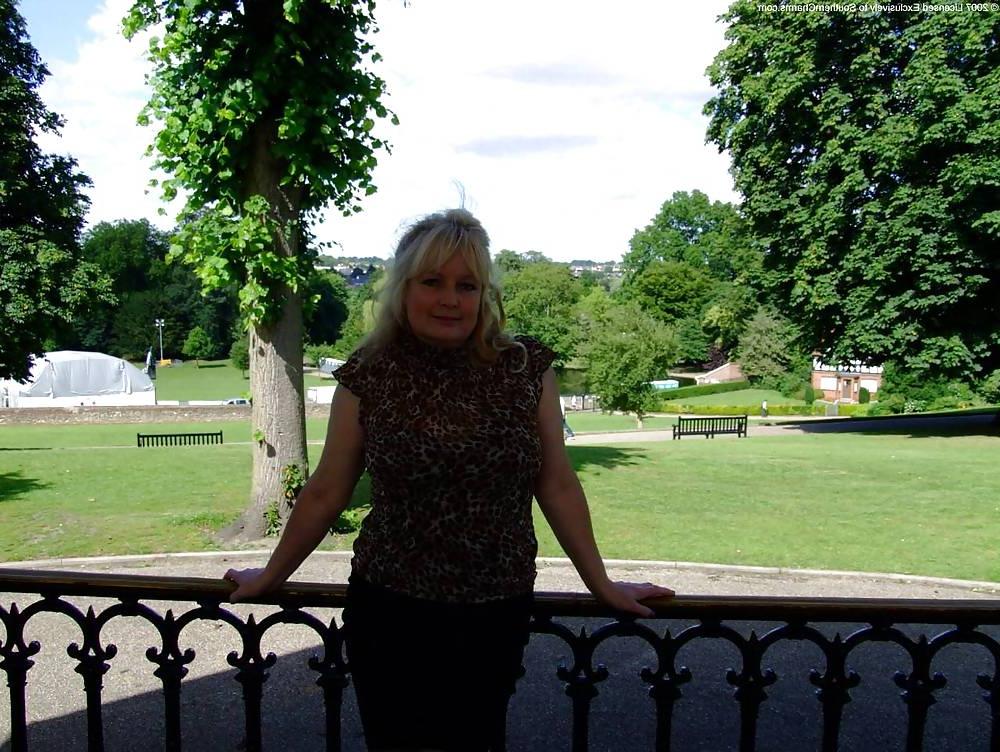 25P Mature Beauty - Cindy 33