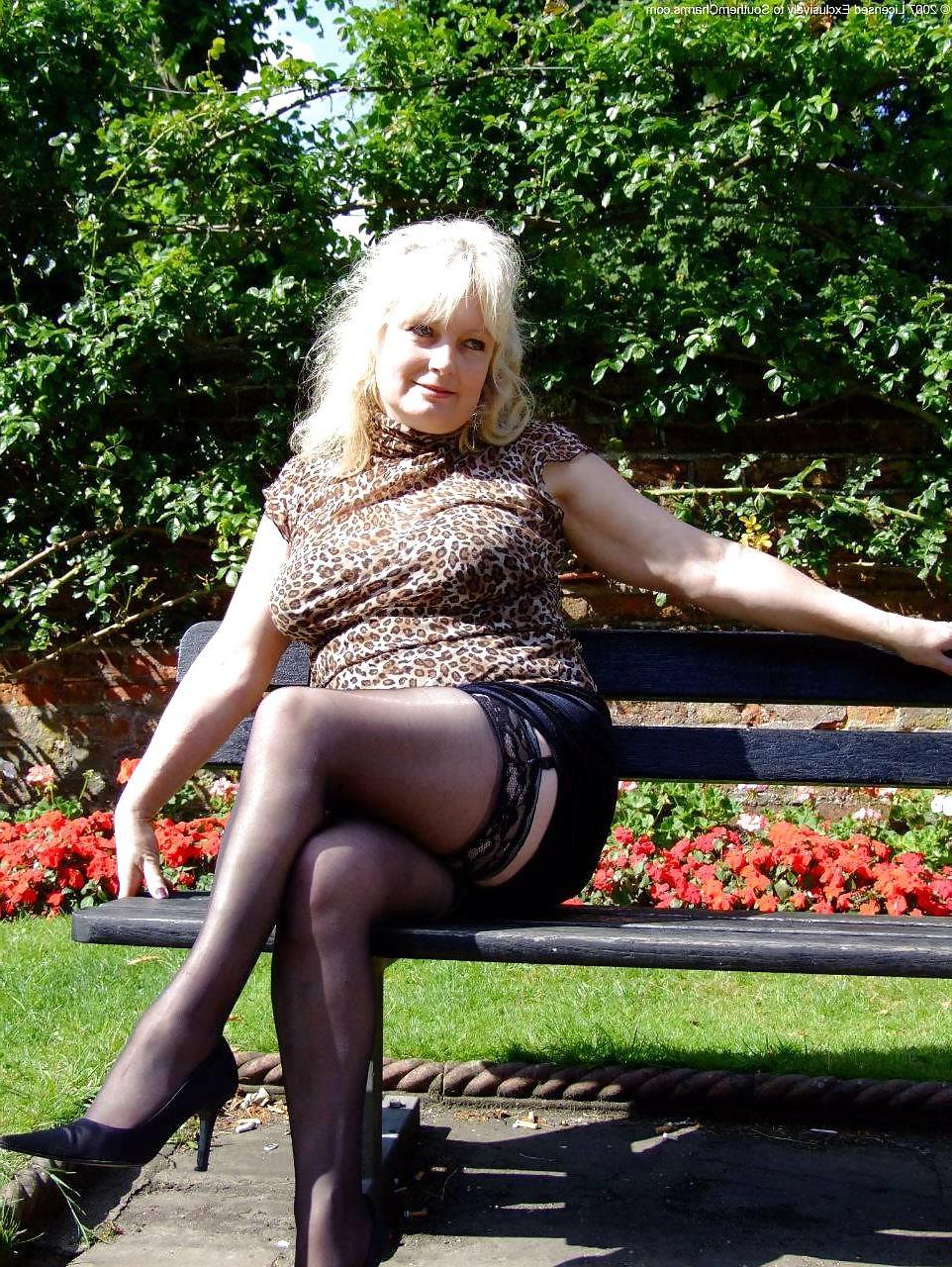 25P Mature Beauty - Cindy 33