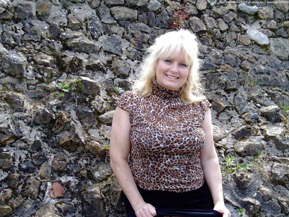 25P Mature Beauty - Cindy 33