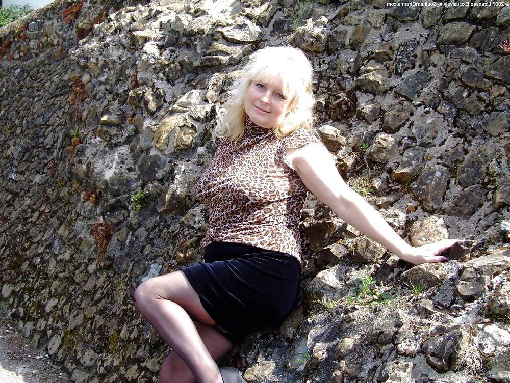 25P Mature Beauty - Cindy 33