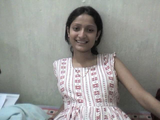 15P Desi homely showing 