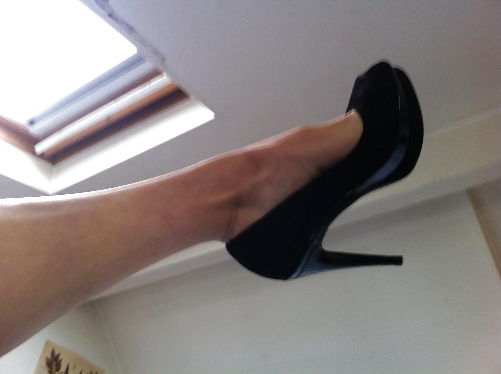 4P Cleaning my flat with my new Balmain shoes on