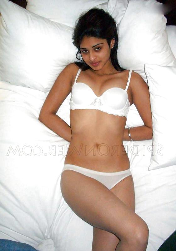 8P Sexy Desi 