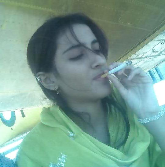 8P Sexy Desi 