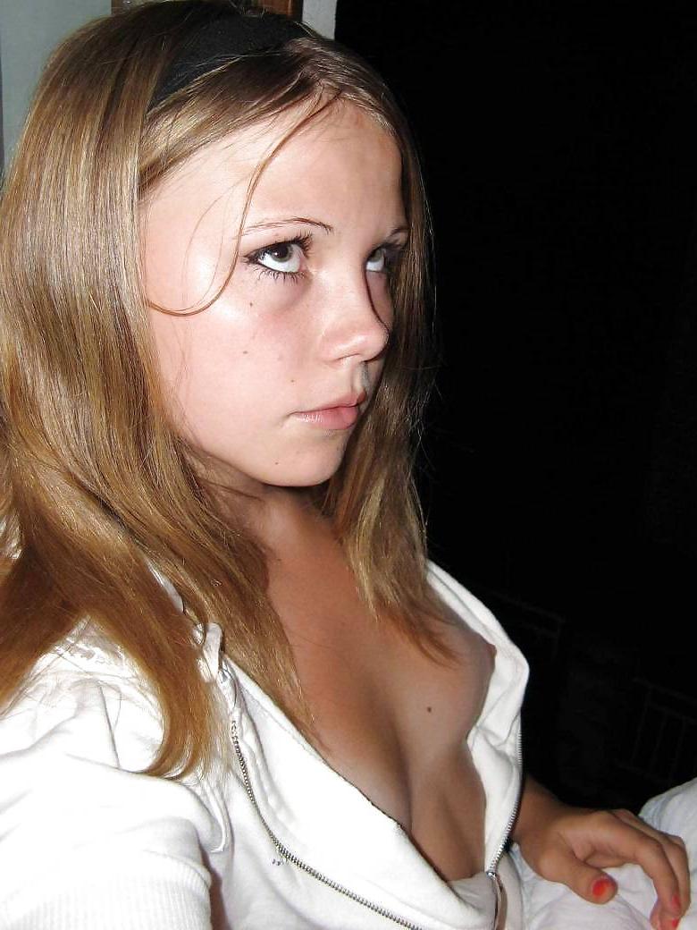 25P Beautiful Downblouse Babes 6 by TROC