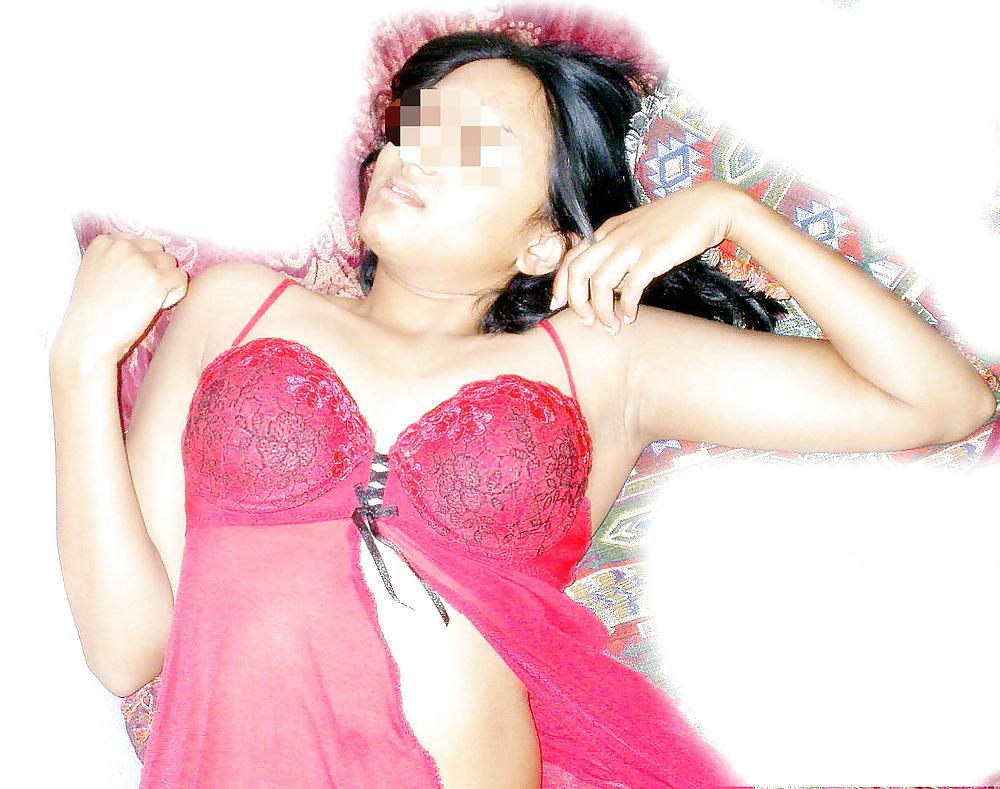 24P Desi Girls 