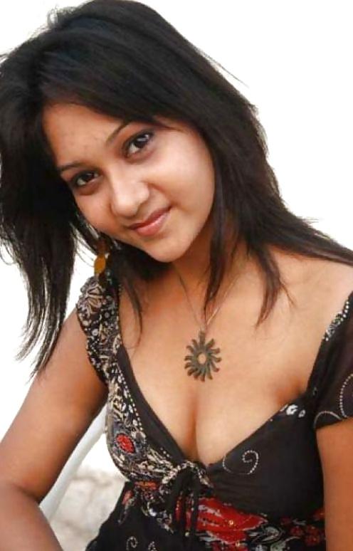 24P Desi Girls 