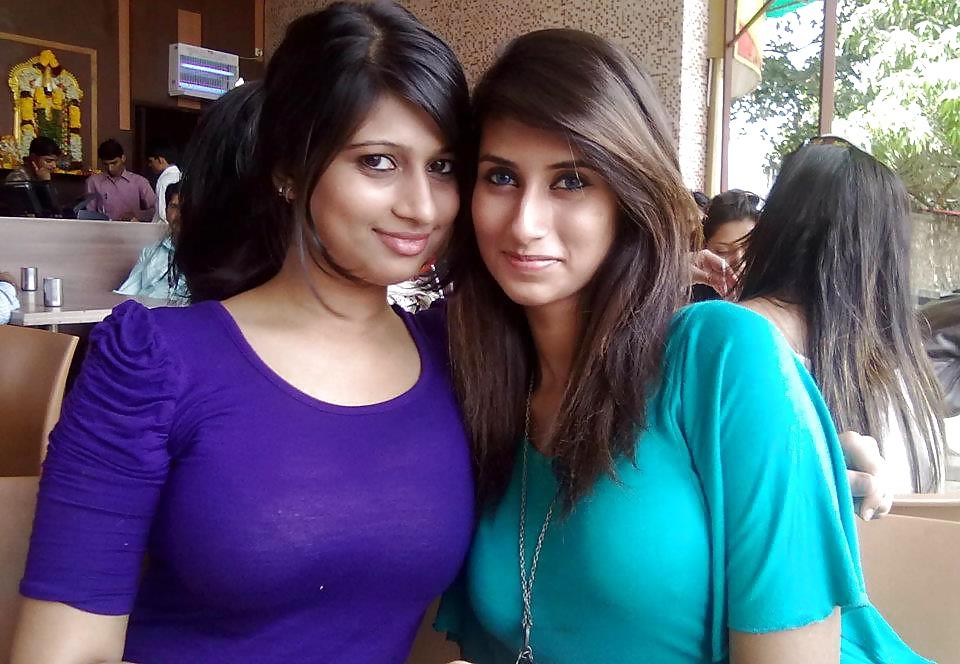 24P Desi Girls 