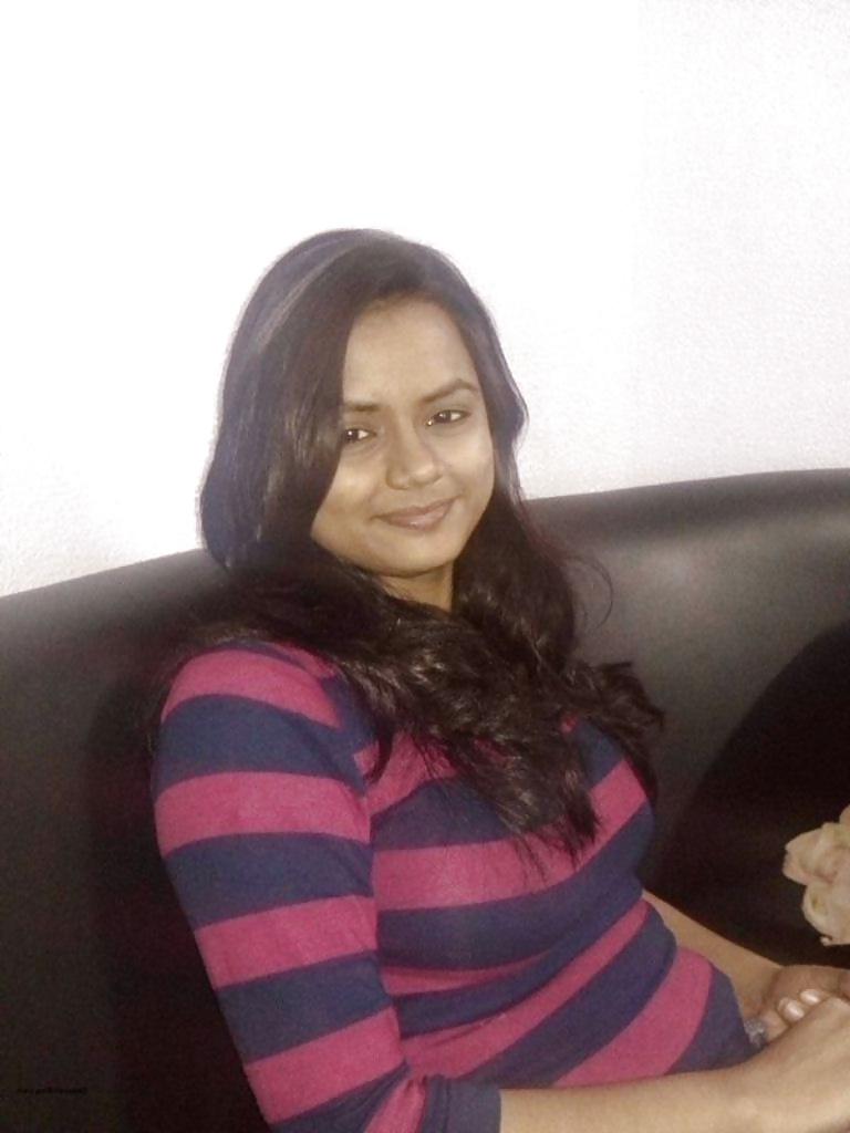 24P Desi Girls 
