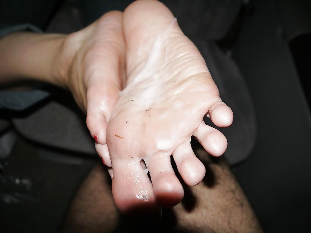 25P Foot fetish gallery 3
