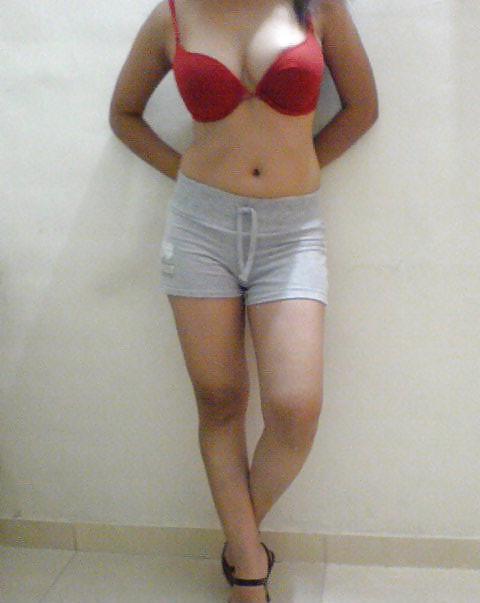 17P Indian Real Beauty...