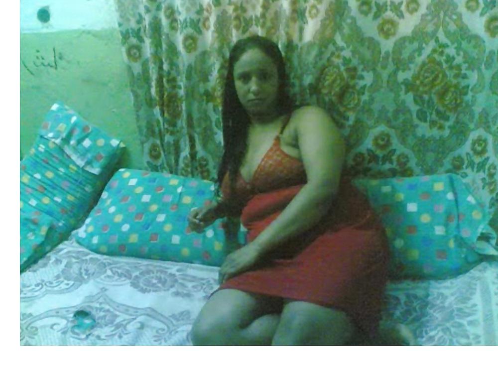 5P Arab woman