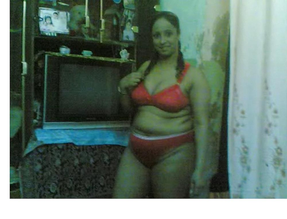 5P Arab woman
