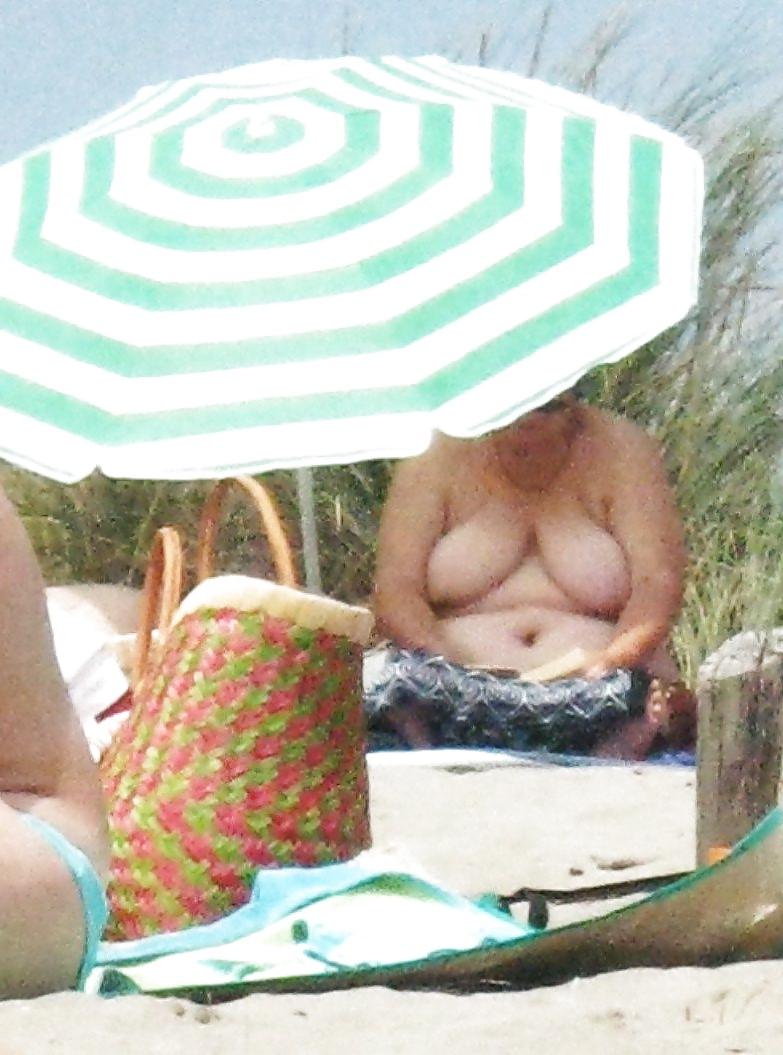 4P Granny on beach