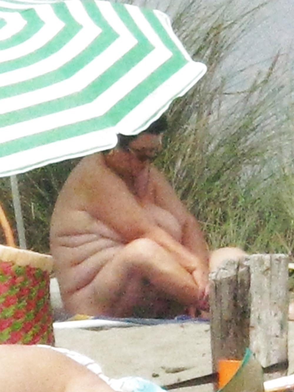 4P Granny on beach