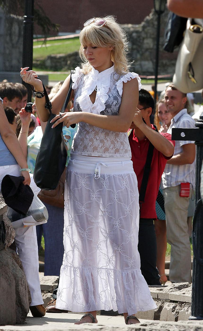 25P Public see through