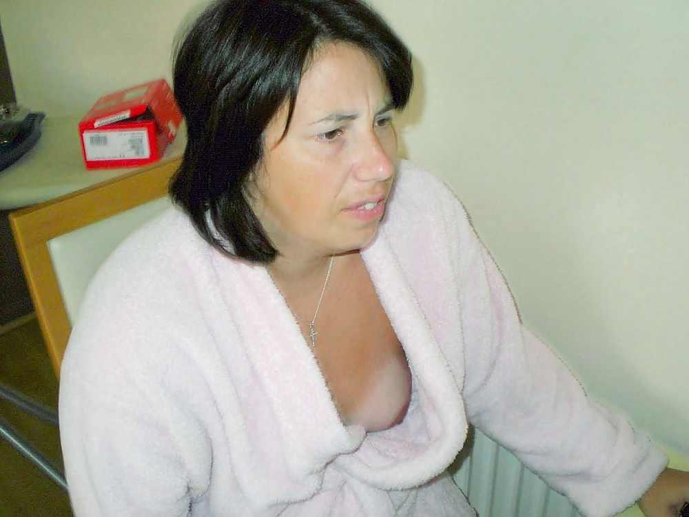 20P Downblouse & Nipple Slip 6