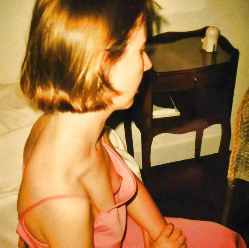 20P Downblouse & Nipple Slip 6