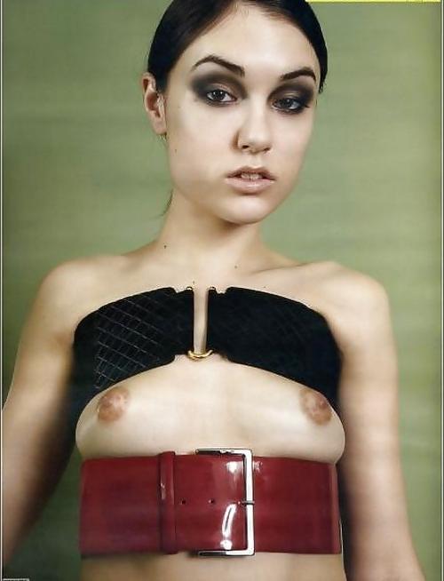 25P Celebs oops 5