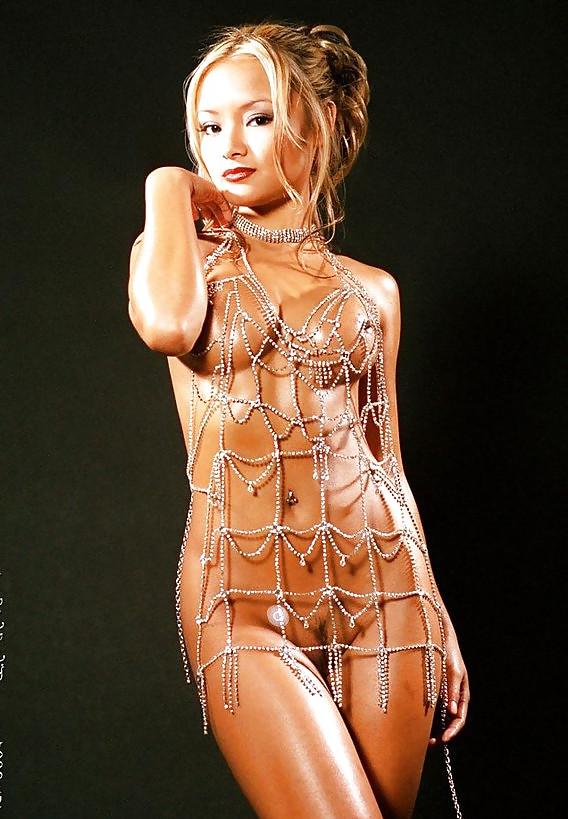 25P Celebs oops 5