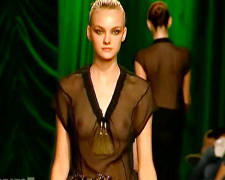 17P Catwalk oops