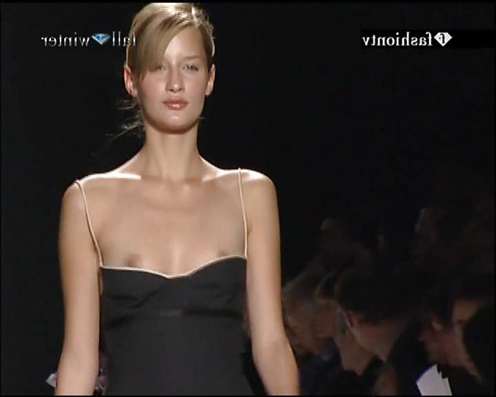 17P Catwalk oops