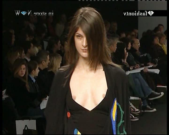 17P Catwalk oops
