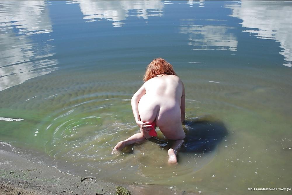 20P Old woman by the sea