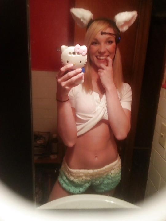 25P 24 year old slut from Escanaba, Michigan