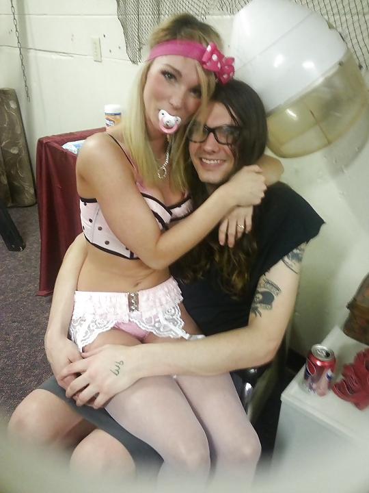 25P 24 year old slut from Escanaba, Michigan