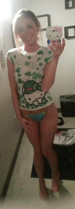 25P 24 year old slut from Escanaba, Michigan