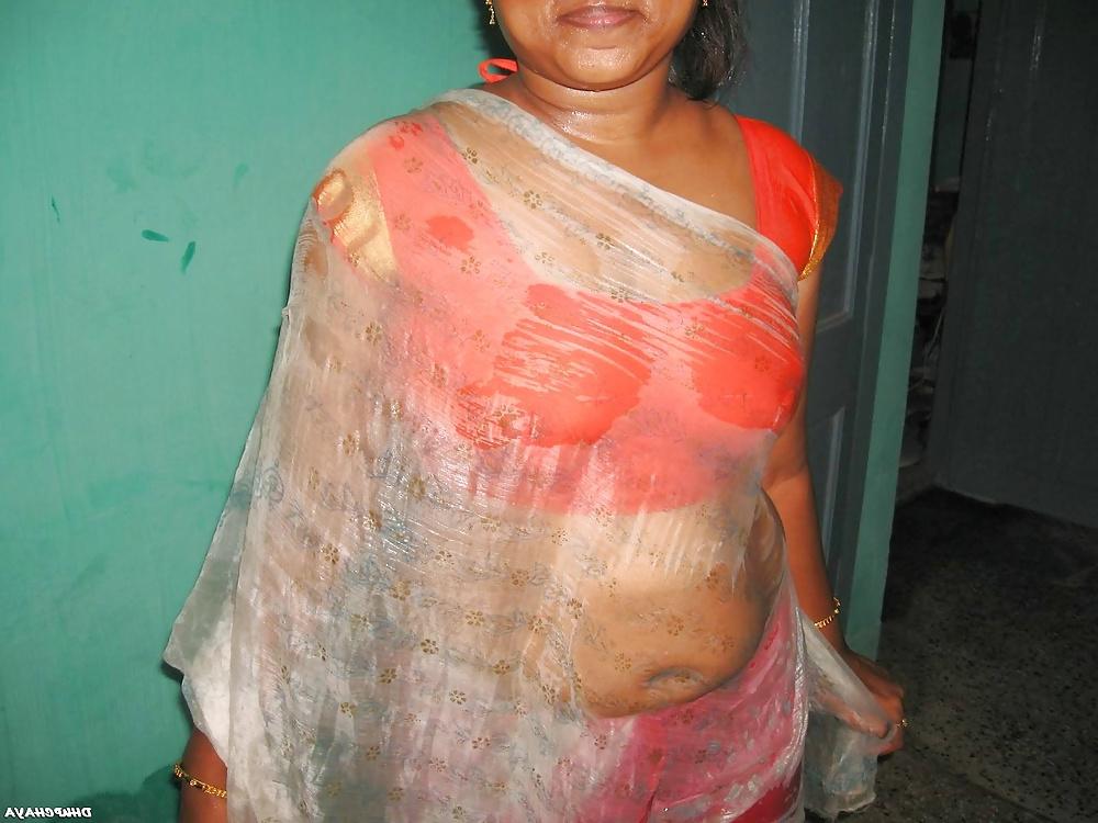 21P REAL DESI MATURE AUNTY