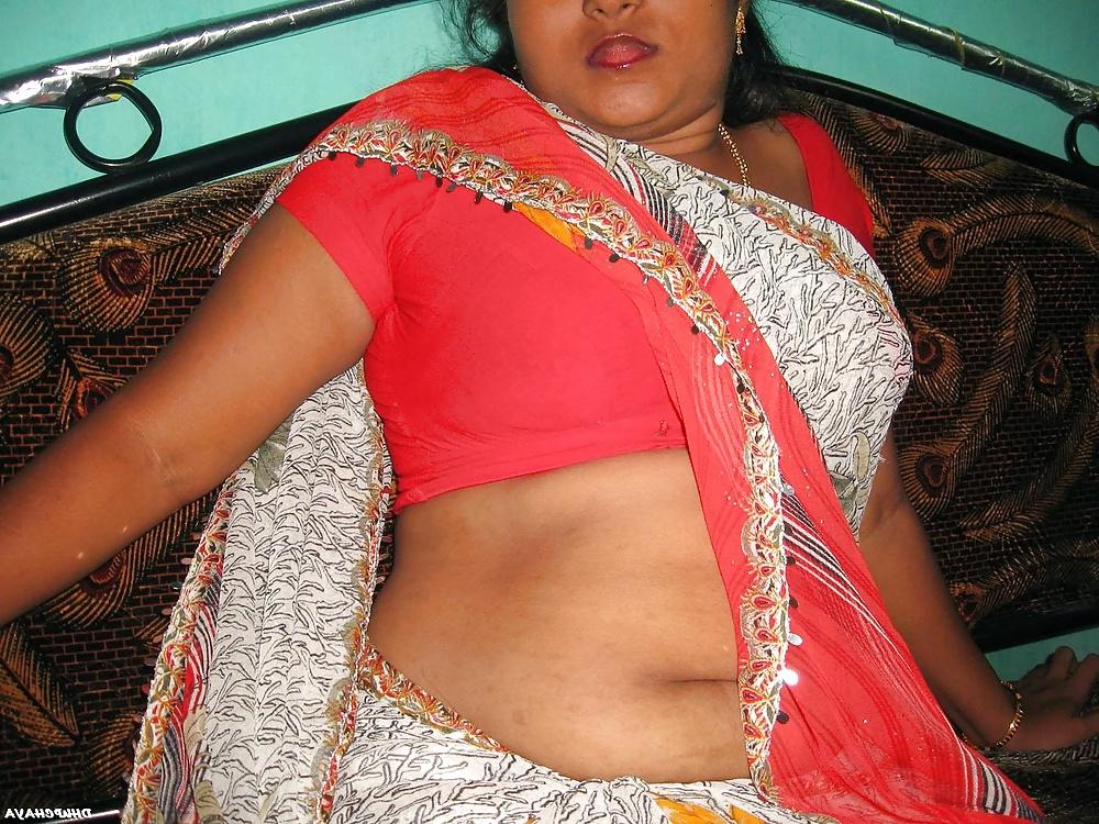 21P REAL DESI MATURE AUNTY